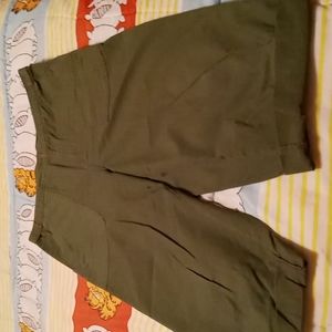 Bundle of 2, Vintage 80's,NEW, Khaki & Good Used, Army Green Capris/Crop Pants